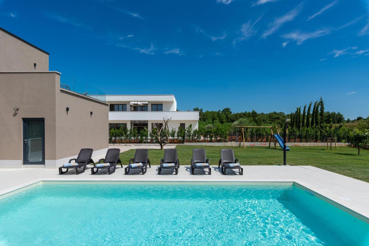 Villa Dafna Пореч Экстерьер фото